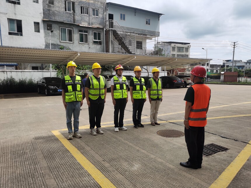 1689047447475998.jpg 【铁军捷报】中汇宝IE5+智慧工作站广东省南雄市项目安装捷报